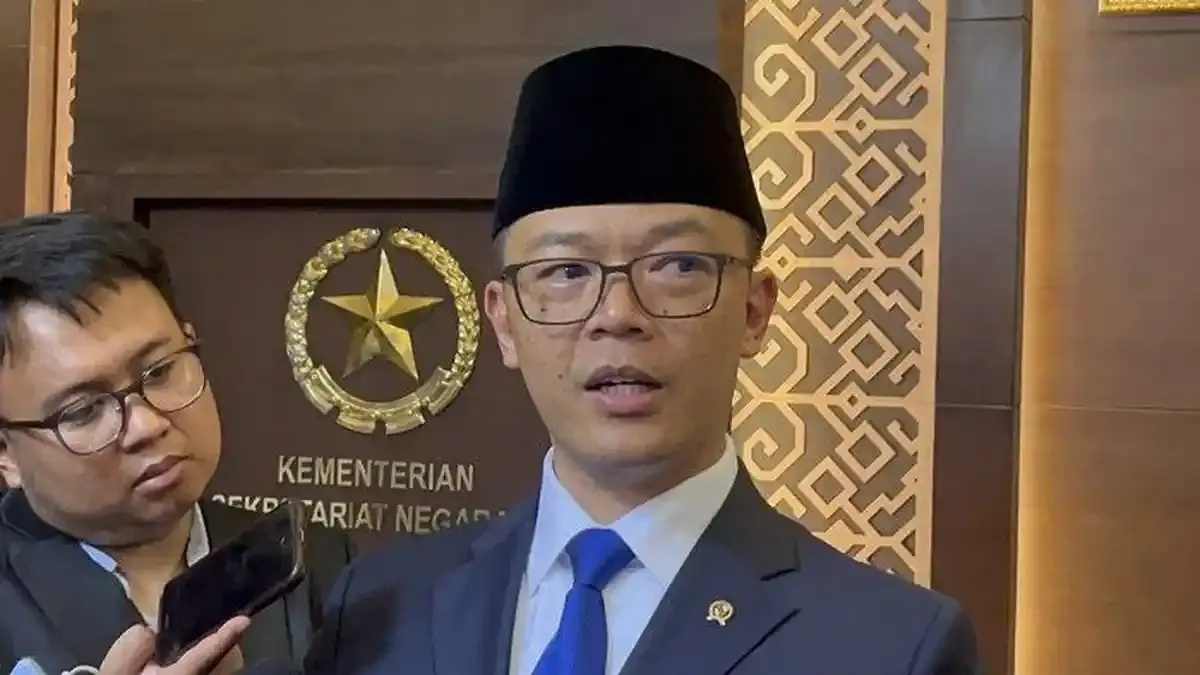 Sugiono Dilantik Menggantikan Pratikno Sebagai Menko PMK